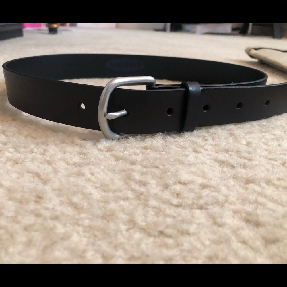 Boys Old Navy Bonded Leather Blk ♠️ Medium Belt
